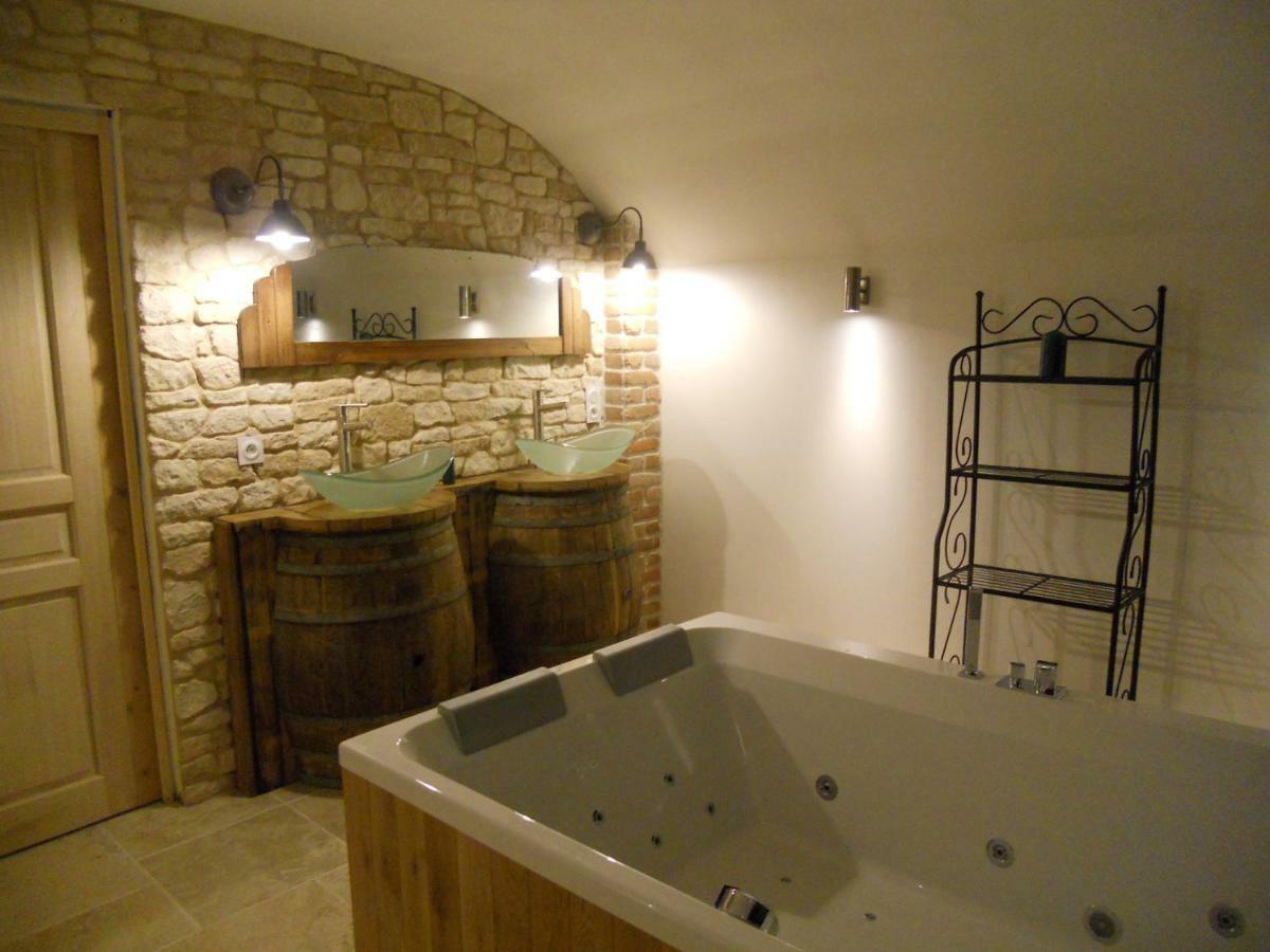 Gite La Nuit Etoilee Chez Champagne Mathelin Mareuil-le-Port 외부 사진